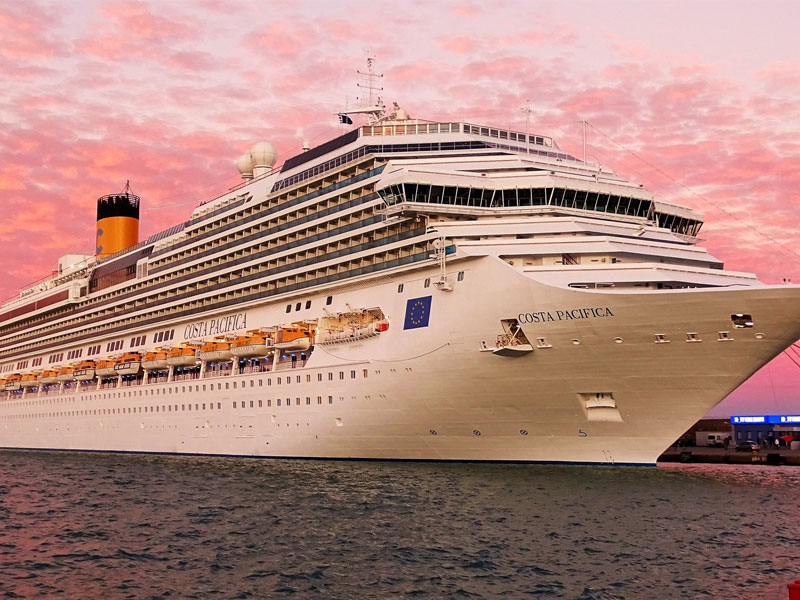 Cruise Ship